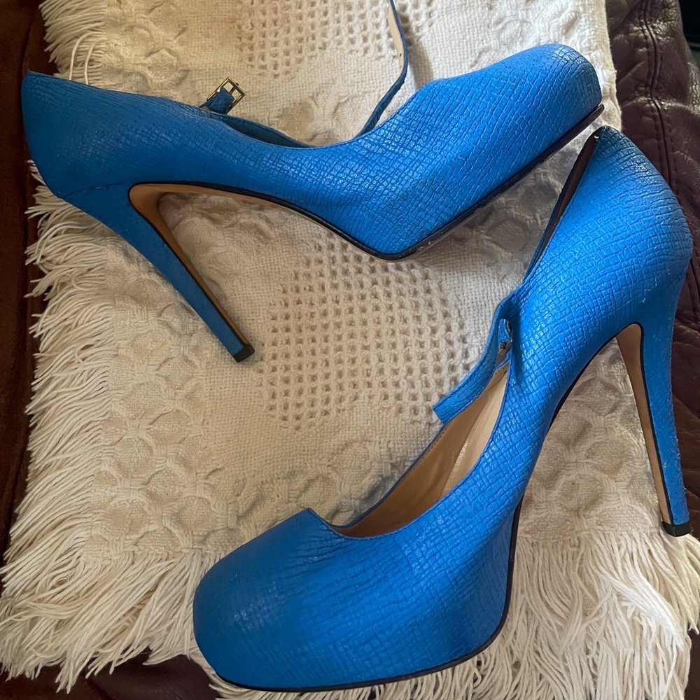 Vintage style Kate Spade heel! Size womens 10